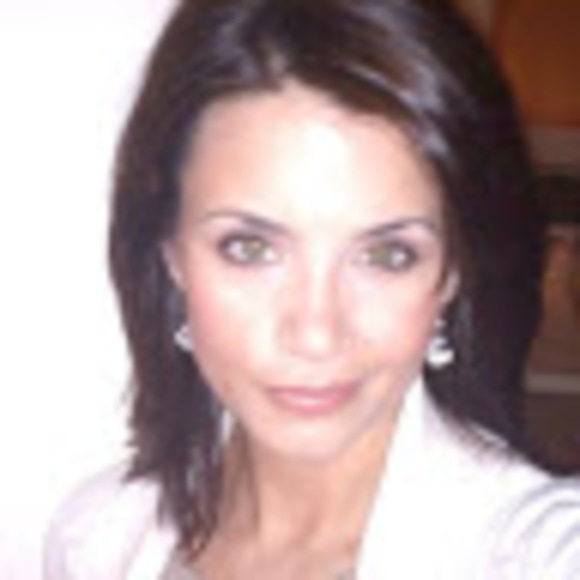 Meet your Posher, Sara - Picture 1 of 1